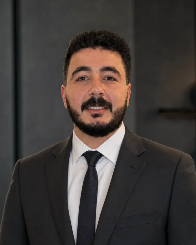 صورة مصطفى مدبولي - المدير المالي (CFO) في OMRIVA ولمسة آصال